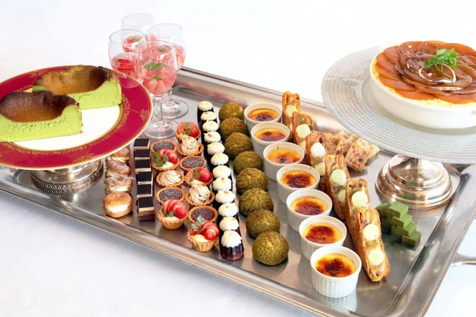 【期間限定】お好みのスイーツを選べるワゴンデザートをご提供！の画像1