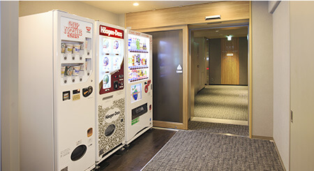 Vending Machines・Ice Machines・Microwaves