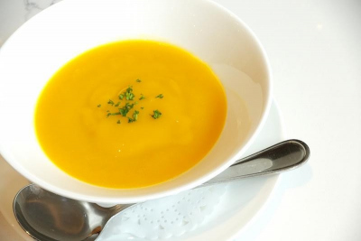 取り混ぜ野菜のポタージュスープ 550円