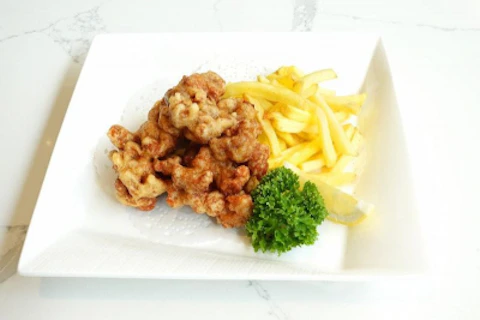 大豆ミートの唐揚げ 700円