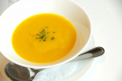 取り混ぜ野菜のポタージュスープ　550円