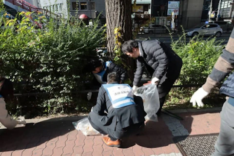 第三回曽根崎1丁目クリーンアップキャンペーンを実施いたしました。の画像1